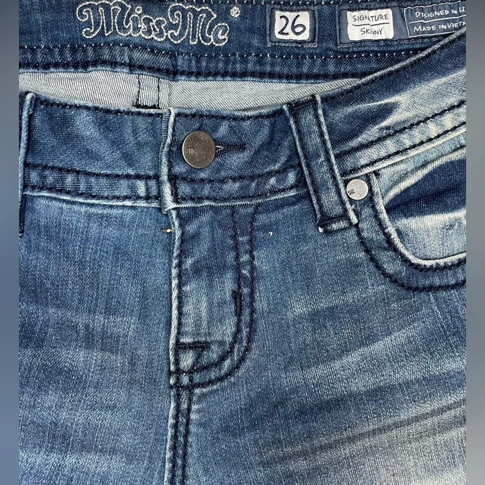 Miss Me Jeans Signature Skinny Jeans women’s size 26 - Picture 2 of 7